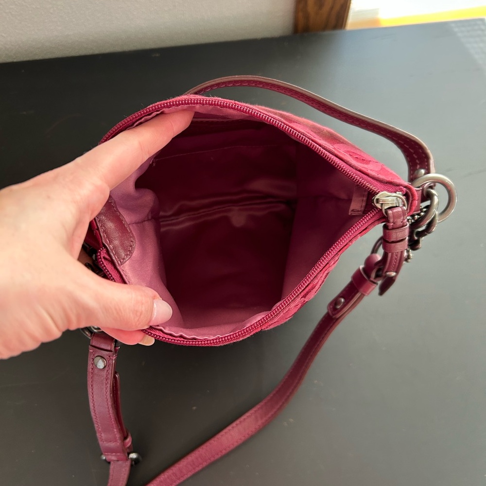 Coach Brooke Op Art Plum Red Signature Crossbody Bag - Picture 10 of 11